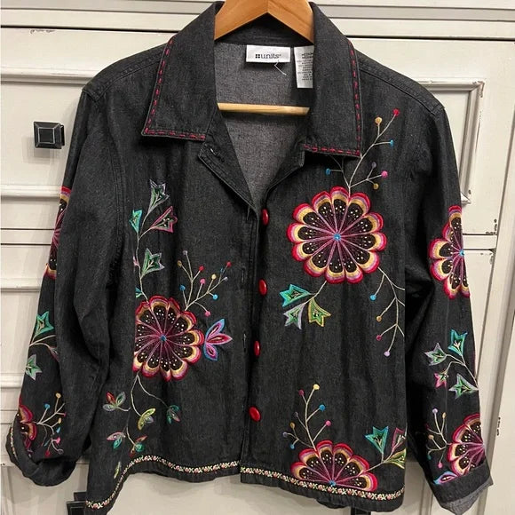 Floral Embroidered Black Blazer