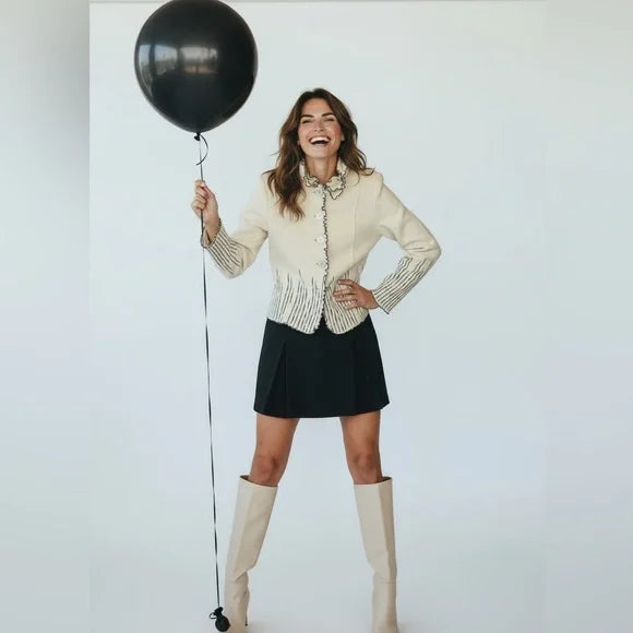 Chic Cream & Black Wool Sweater