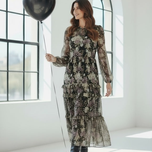 En Saison Elegant Black and Cream Floral Dress