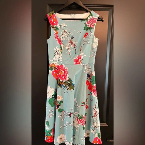 Floral A-Line Midi Dress with Scoop Neck
