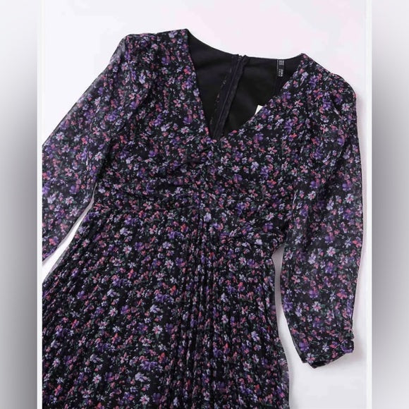 Multicolored Ruched V-Neck Long Sleeve Dress