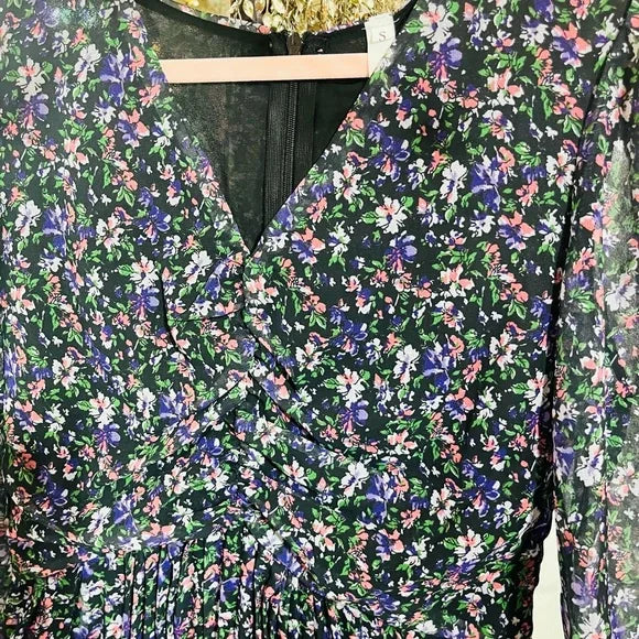 Multicolored Ruched V-Neck Long Sleeve Dress