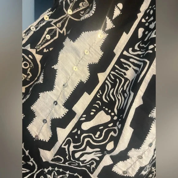 Chic Black and White Patterned A-Line Skirt